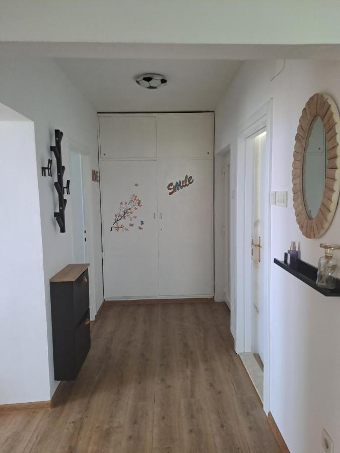 Apartman Nera Lejlighed Ploce  Eksteriør billede